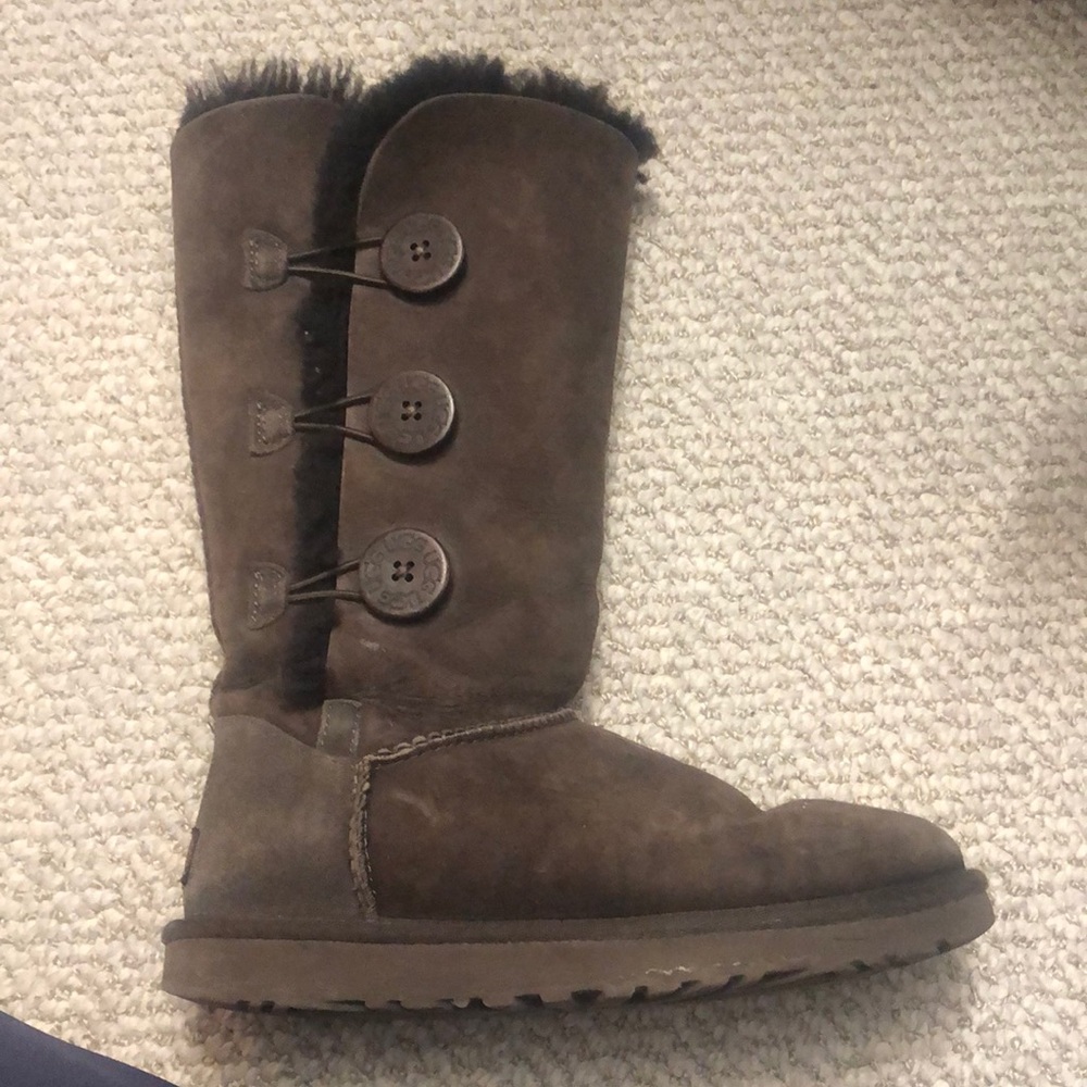 3 button brown uggs